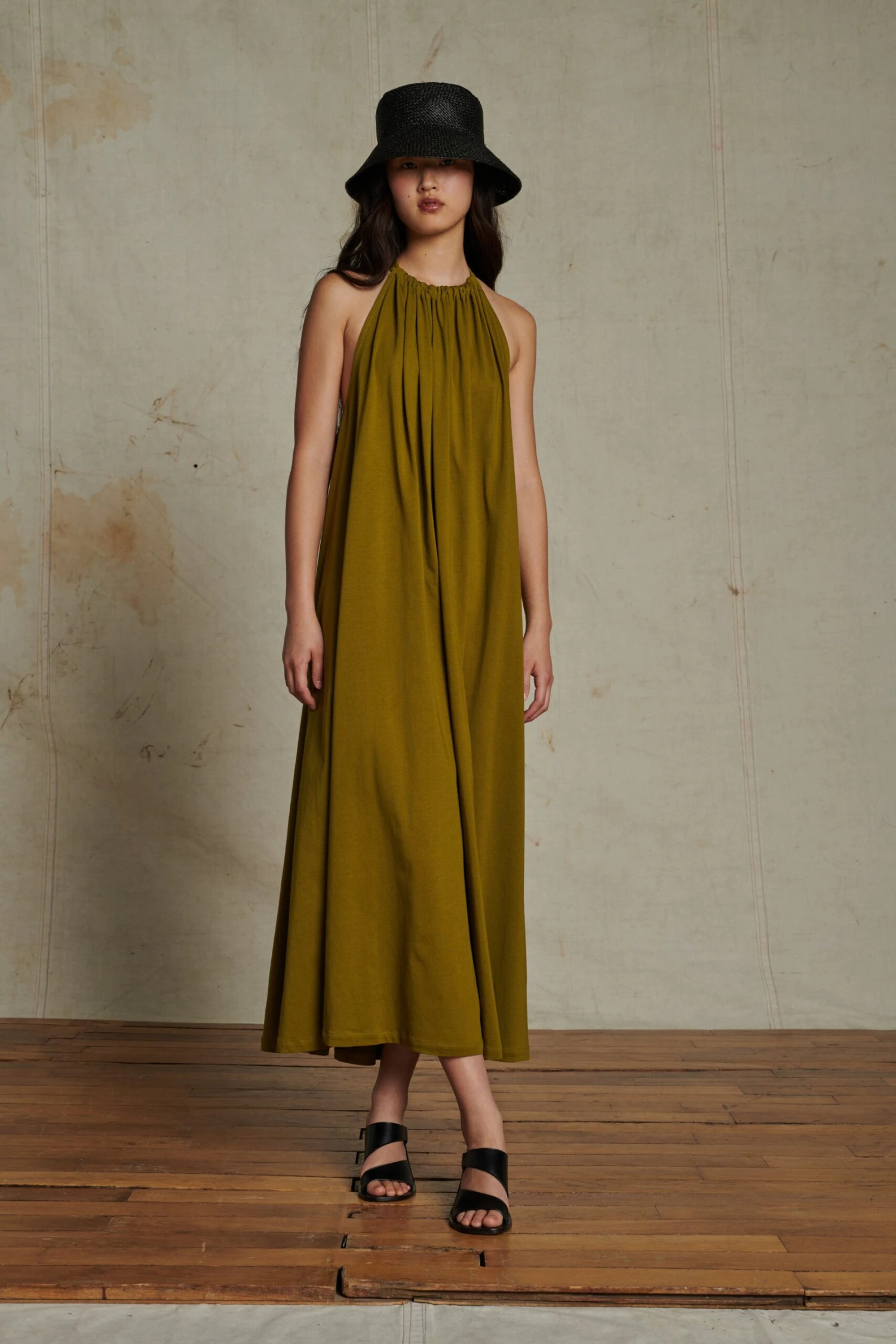 Soeur ROBE AMEL 1 Soeur ROBE AMEL