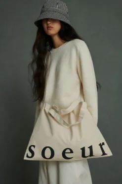 Soeur MAXI TOTE BAG -Soeur Soldes Boutique 07 010 ENVIE1 VAGABOND ALEX POTTI1 TOTEBAG1 0068 scaled
