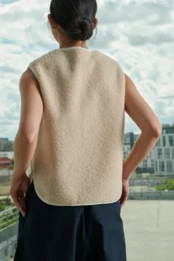 Soeur GILET SANS MANCHES FUSIL -Soeur Soldes Boutique 09 017 FUSIL VERNON SLEEPY 0039 scaled