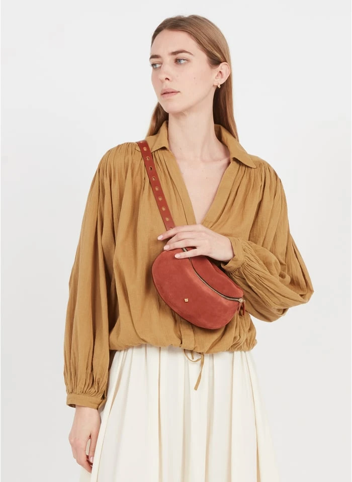 LA LILI - GRDE NANE VELOURS CLOUS - Banane En Cuir | Marron 2 LA LILI - GRDE NANE VELOURS CLOUS - Banane En Cuir | Marron – Image 2