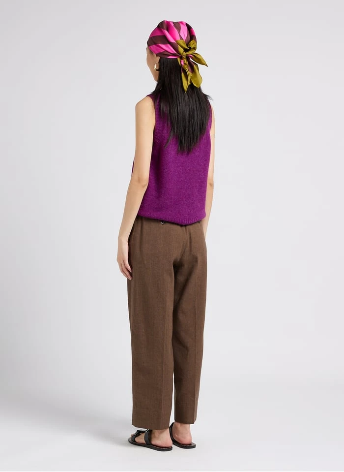 Soeur NAMASTE - Pull Sans Manches En Maille | Violet 5 Soeur NAMASTE - Pull Sans Manches En Maille | Violet – Image 5