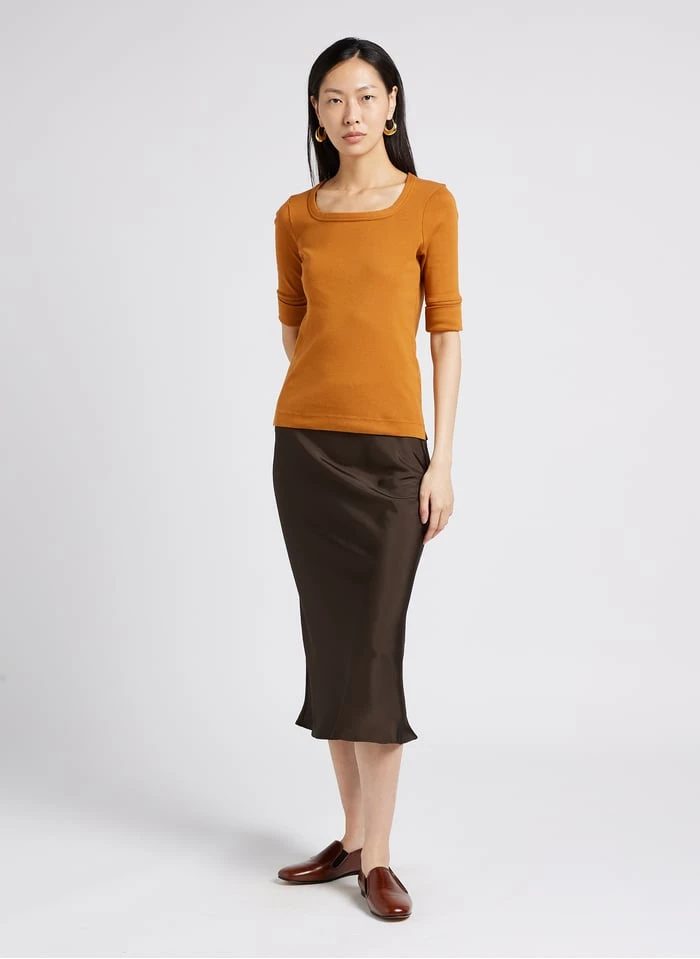 Soeur FEVER - Jupe Midi Fluide En Satin | Gris 4 Soeur FEVER - Jupe Midi Fluide En Satin | Gris – Image 4