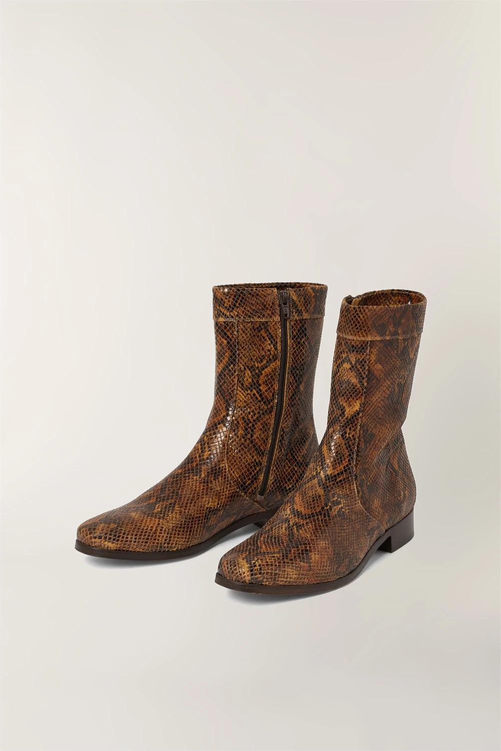 Soeur BOOTS ÉCAILLE 3 Soeur BOOTS ÉCAILLE – Image 3